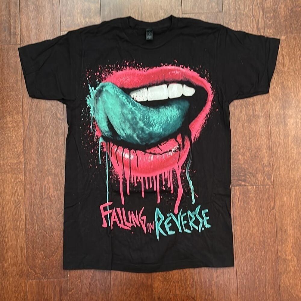 Falling in Reverse Graphic Band Tee with Dripping Lips Design, Size Medium, NWOT